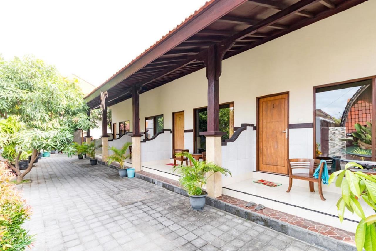Arik Homestay Canggu Eksteriør billede